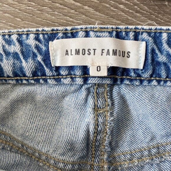 Almost Famous Distressed Ripped Denim Jeans SZ 0 - Picture 7 of 16